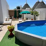 Trullo In Vigna Semesterbostad