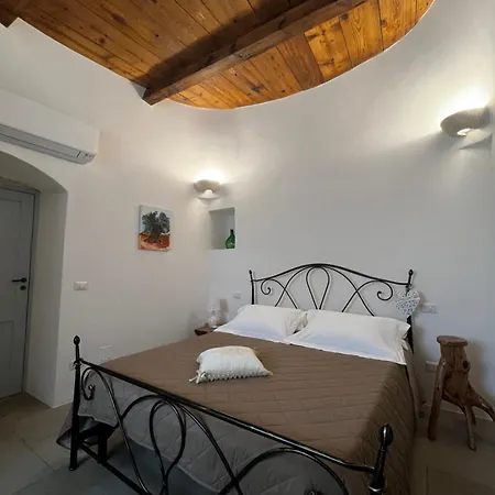 Trullo In Vigna * Cisternino